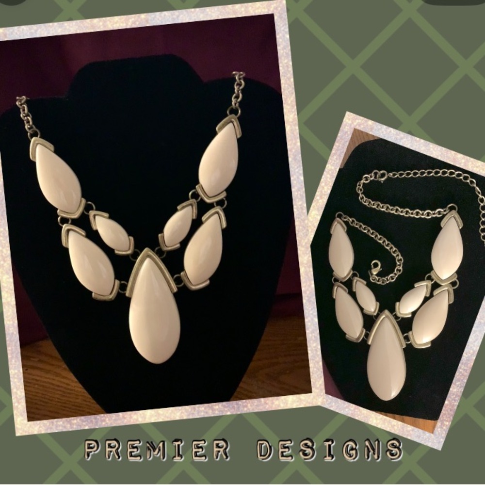 Premier Designs Cream Teardrop Necklace
